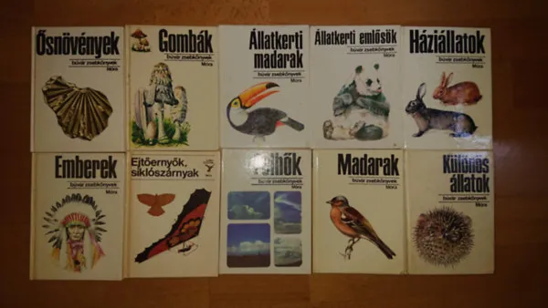 Gyors kiszállítás 10 Búvár zsebkönyv:Háziállatok, Emberek, Ejtőernyők, siklószárnyak, Felhők, Madarak, Különös állatok, Ősnövények, Gombák, Állatkerti madarak, Állatkerti emlősök